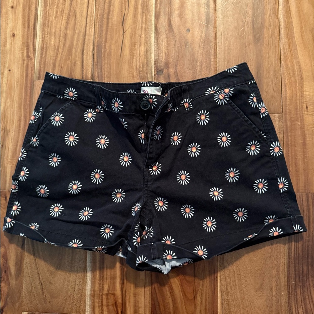 SO Black and White Jean Shorts Comfortable Casual Wear